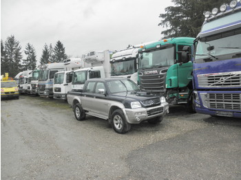 Fourgon plateau Mitsubishi Mitsubishi L 200 TD Intense 2500,