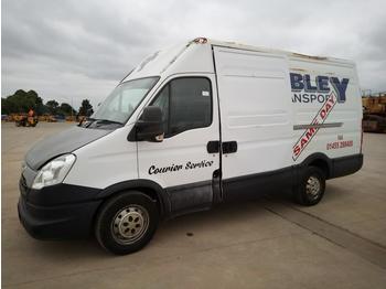 Fourgon utilitaire 2013 Iveco DAILY 35S13