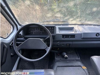 Fourgon utilitaire  BIBLIOBUS RENAULT MASTER - 1992 - 86490KM - 6998GA2B