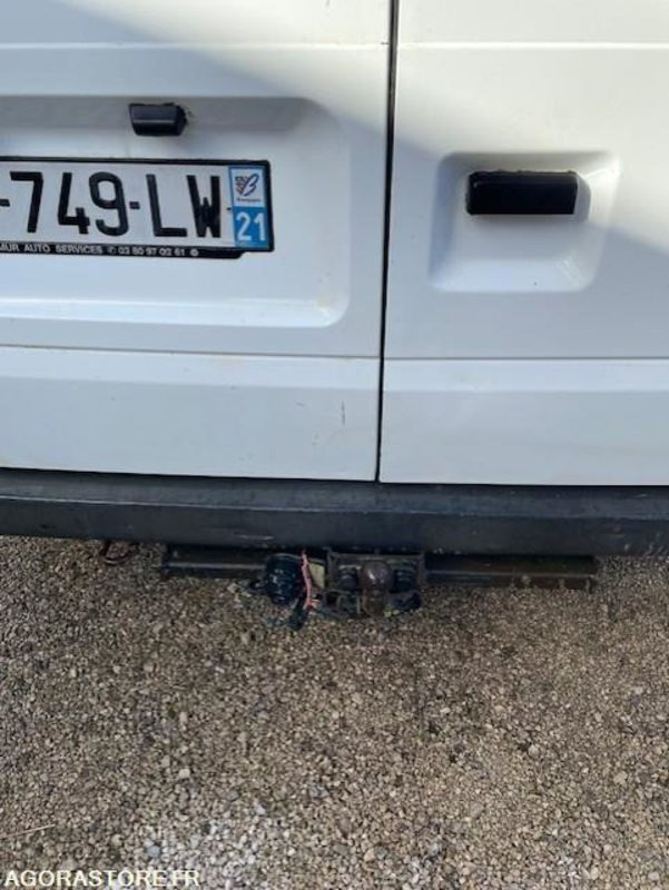 Fourgon utilitaire Ford Transit 2012