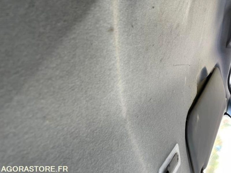 Fourgon utilitaire Ford Transit 2012