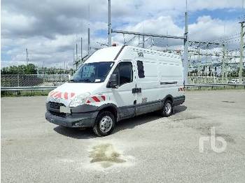 Fourgon utilitaire IVECO DAILY 35C13