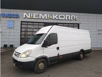 Fourgon utilitaire IVECO Daily 35S18
