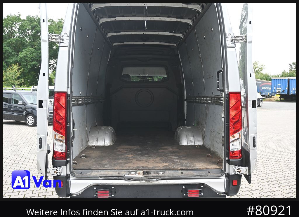 Fourgon utilitaire IVECO Daily 70C18 A8V Kasten, Automatik, AHK, Klima
