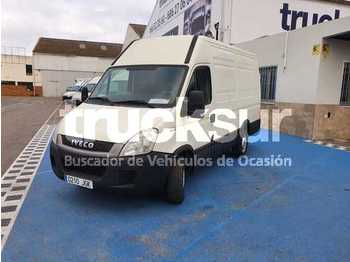 Fourgon utilitaire Iveco 35S13