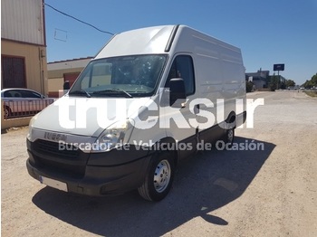 Fourgon utilitaire Iveco 35S13