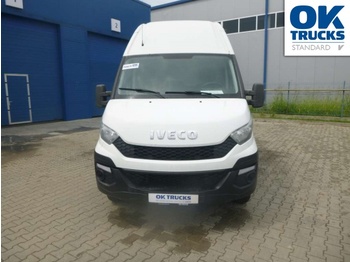 Fourgon utilitaire Iveco Daily 35C13 Van