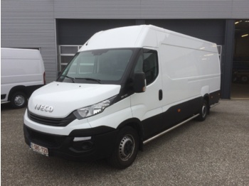 Fourgon utilitaire Iveco Daily 35S12V