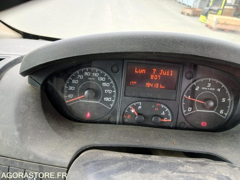 Fourgon utilitaire JUMPER 7 PLACES - 2015 / 194 131 KM