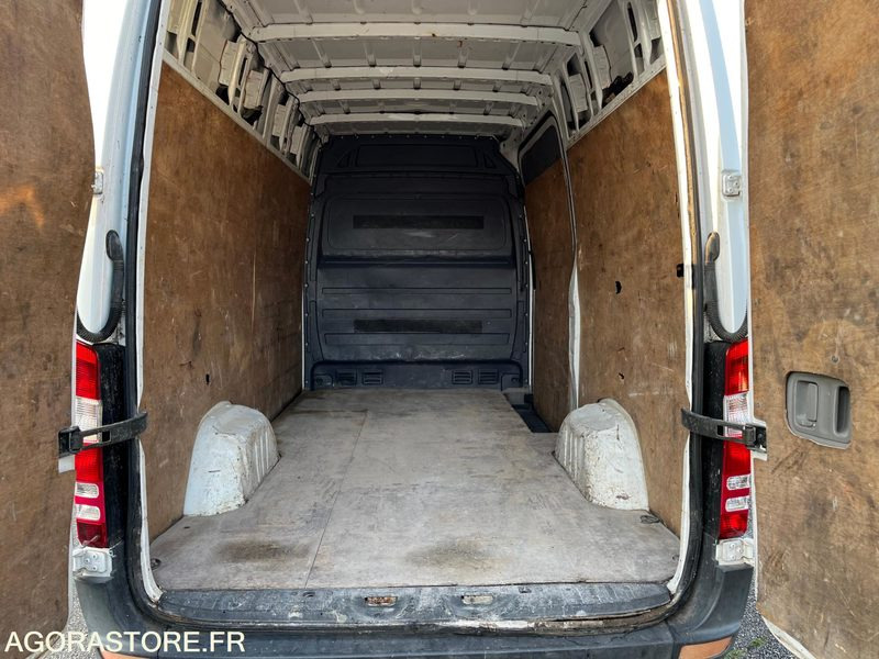 Fourgon utilitaire MERCEDES SPRINTER - 2007 / 182 000 KM