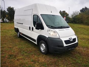 Fourgon utilitaire PEUGEOT BOXER maxi