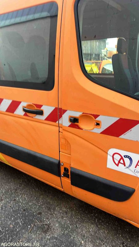 Fourgon utilitaire RENAULT MASTER - 2016 - ED-070-TP