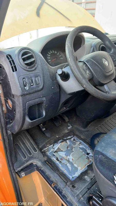 Fourgon utilitaire RENAULT MASTER - 2016 - ED-070-TP