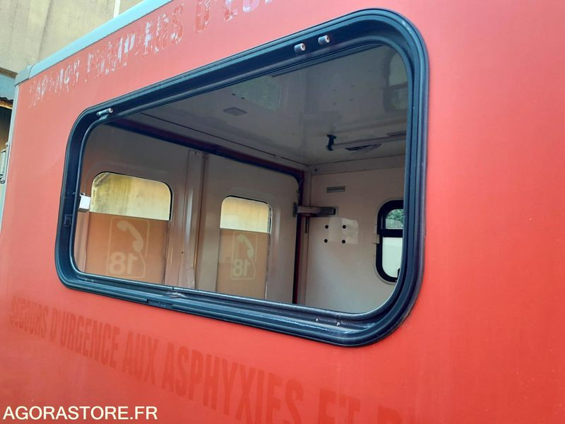 Fourgon utilitaire RENAULT MASTER NON ROULANT