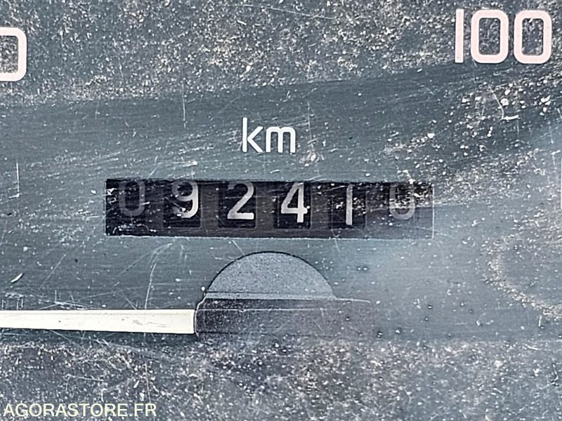 Fourgon utilitaire RENAULT TRAFIC - 1997 - 92410KM - 8311QX41