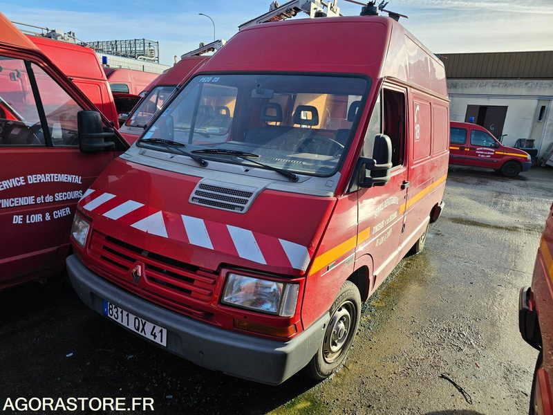 Fourgon utilitaire RENAULT TRAFIC - 1997 - 92410KM - 8311QX41