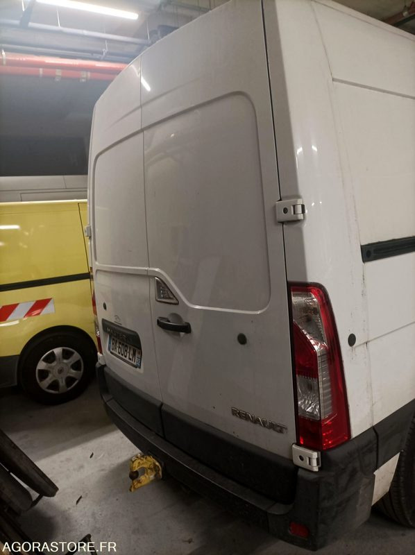 Fourgon utilitaire Renault Master - 2010 - 142 000 km