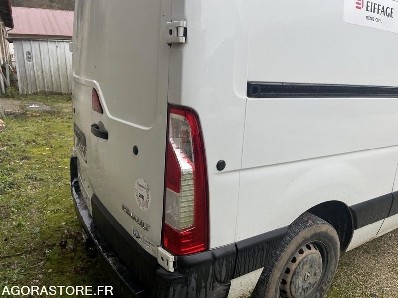 Fourgon utilitaire Renault Master - 2011 - 221285 - BP976HX