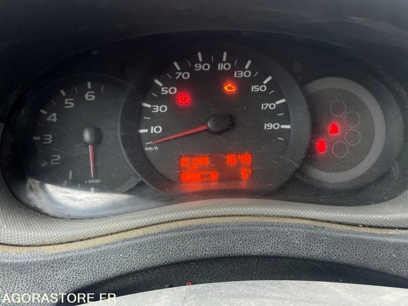 Fourgon utilitaire Renault Master - 2011 - 221285 - BP976HX