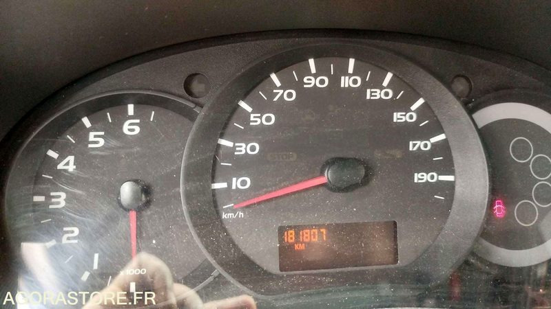 Fourgon utilitaire Renault Master - 2011 - BH802XJ