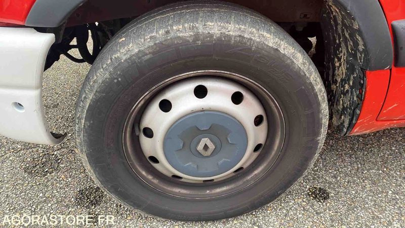 Fourgon utilitaire Renault Master dci120 - 31/07/2003