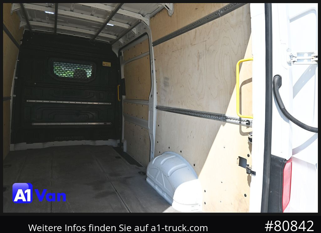 Fourgon utilitaire VOLKSWAGEN Crafter 35 L2H2, Klima, Automatik, AHK