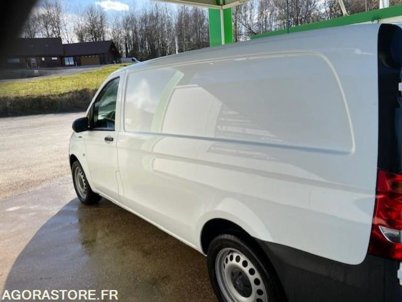 Fourgon utilitaire Vito Electrique comme neuf