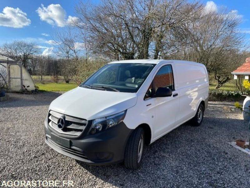 Fourgon utilitaire Vito Electrique comme neuf