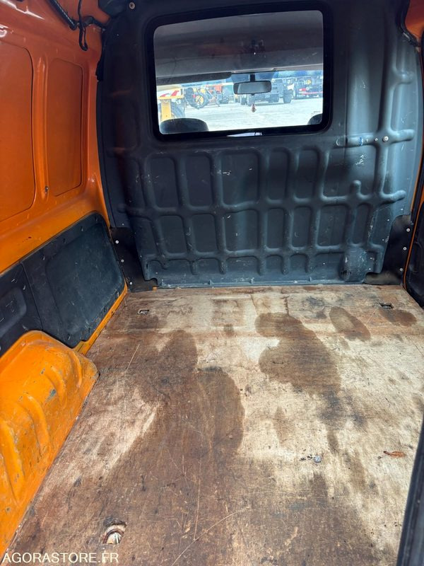 Fourgonnette CEB126 RENAULT KANGOO 1.9D