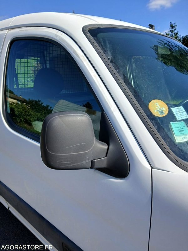 Fourgonnette Citroën Berlingo 752-AGX-42
