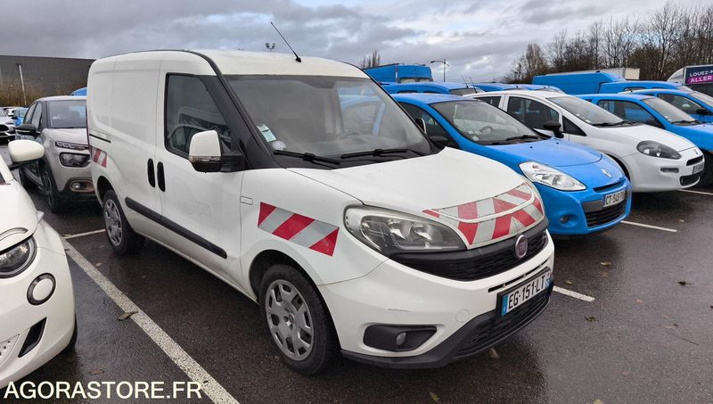 Fourgonnette FIAT DOBLO - 02/11/2016 - 66549kms - EG151LT