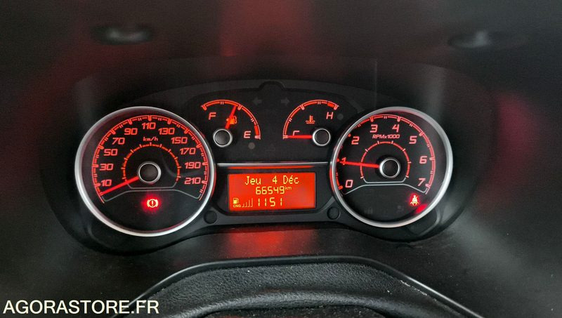Fourgonnette FIAT DOBLO - 02/11/2016 - 66549kms - EG151LT