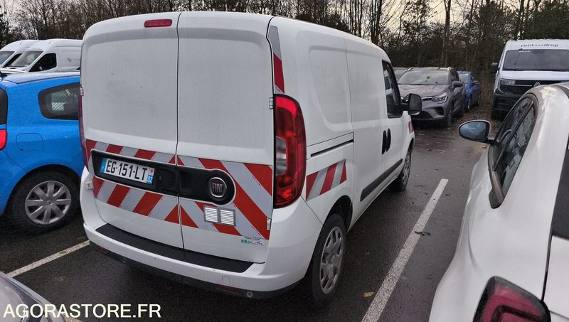 Fourgonnette FIAT DOBLO - 02/11/2016 - 66549kms - EG151LT