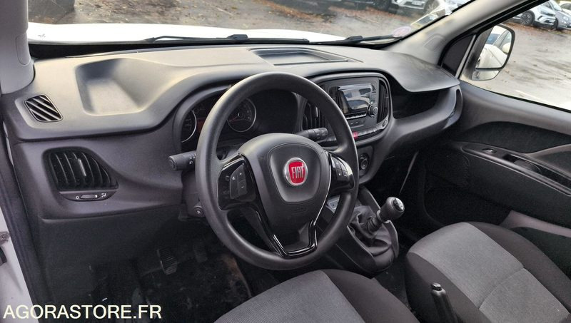 Fourgonnette FIAT DOBLO - 02/11/2016 - 66549kms - EG151LT