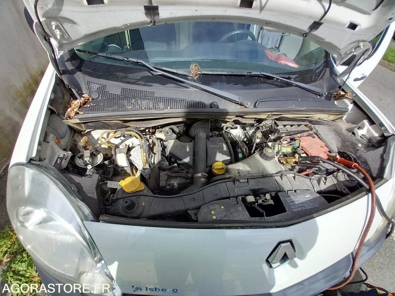 Fourgonnette Fourgonnette frigorifique RENAULT - CN707CZ