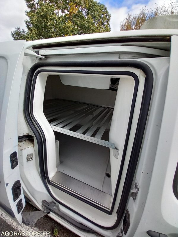 Fourgonnette Fourgonnette frigorifique RENAULT - CN707CZ