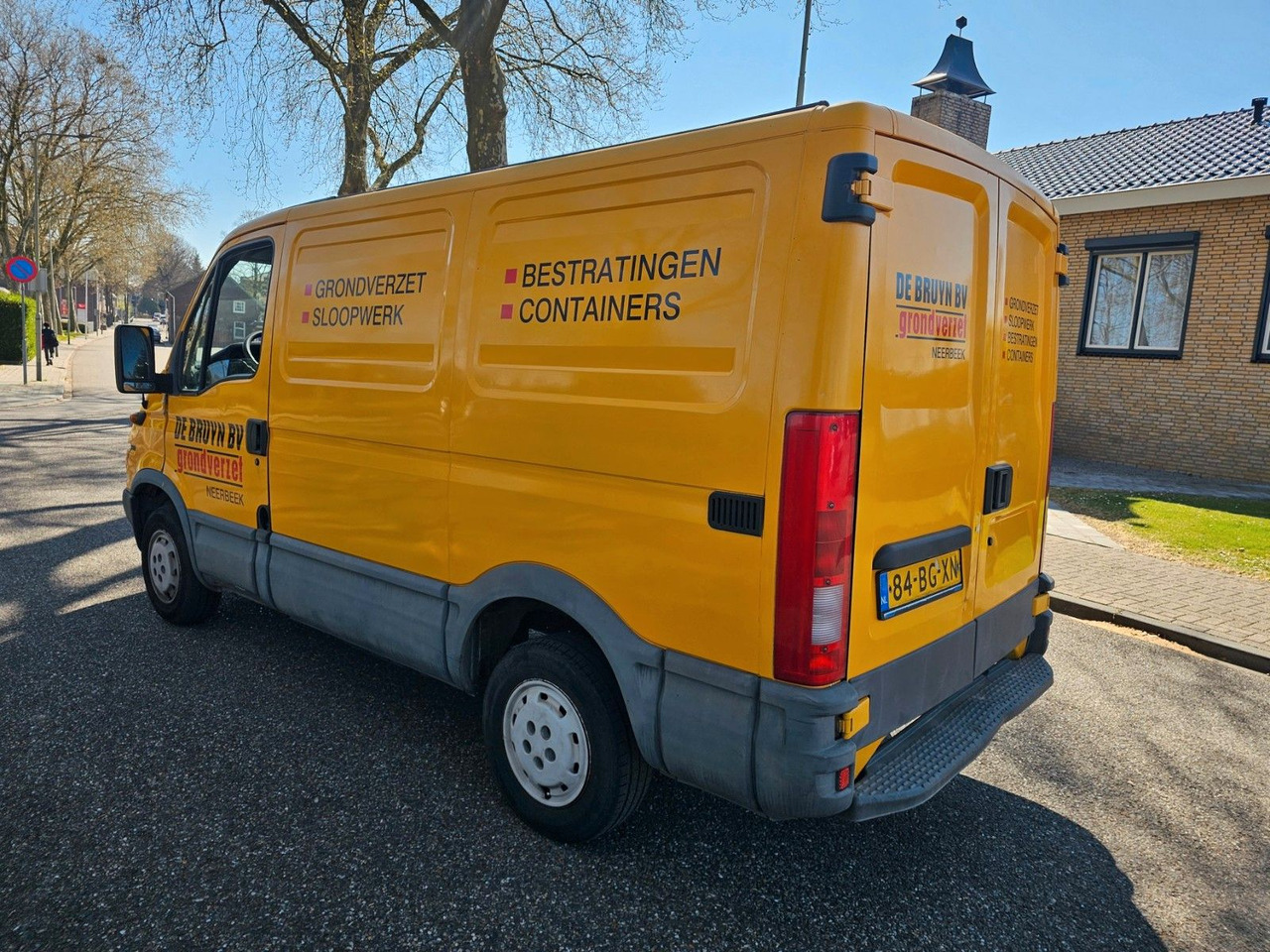 Fourgonnette Iveco 29L 10V