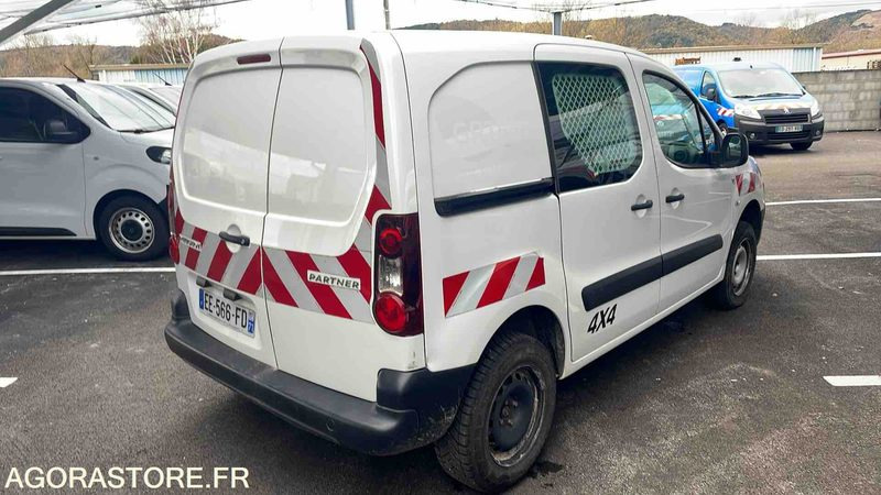 Fourgonnette PEUGEOT PARTNER DANGEL - 2016 - 194550KM - EE566FD