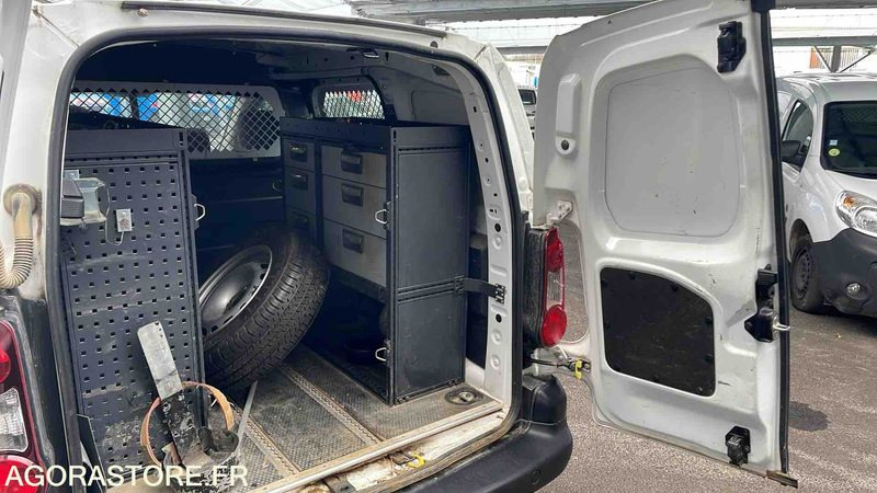 Fourgonnette PEUGEOT PARTNER DANGEL - 2016 - 194550KM - EE566FD