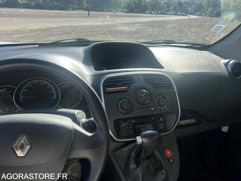 Fourgonnette Renault Kangoo ze (électrique)
