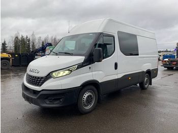Véhicule utilitaire IVECO Daily 35S16VA8 1+8h Retkeilyauto