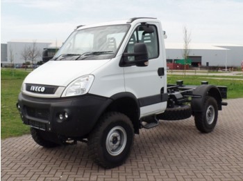 Véhicule utilitaire neuf Iveco Daily 55S17WH RHD 4x4 Chassis cabin RHD ( 2 units ): photos 1
