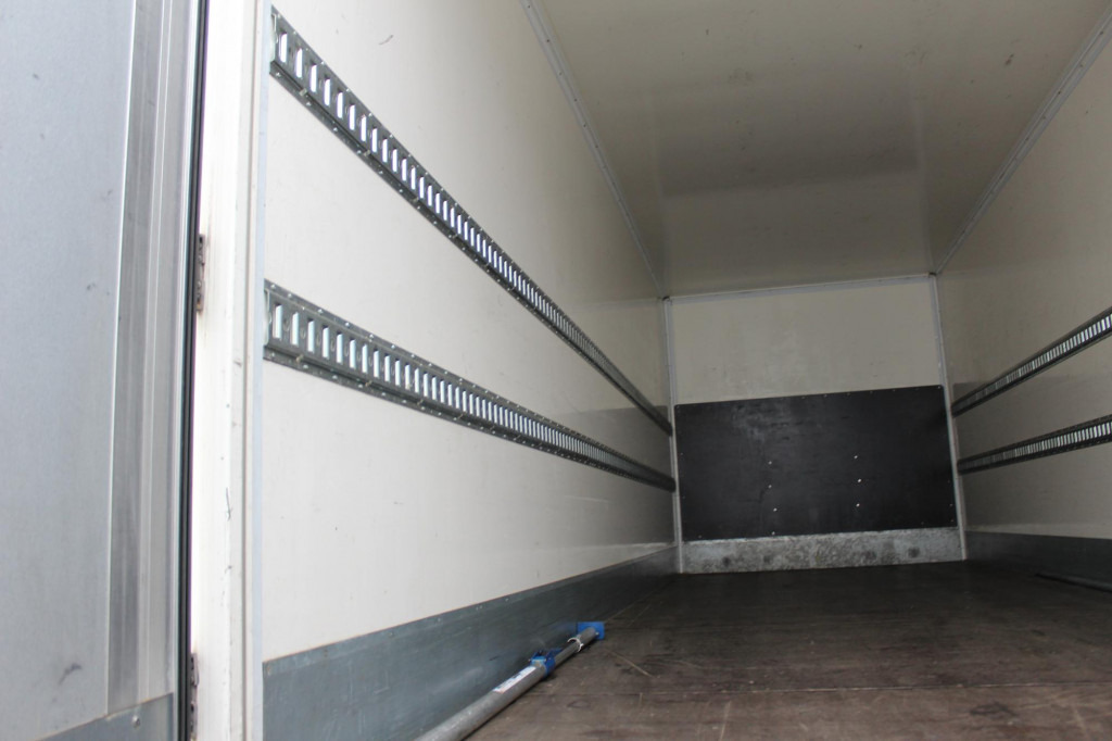 Véhicule utilitaire Mercedes-Benz Actros 2548 Koffer Retarder Schlafkab Kühlbox