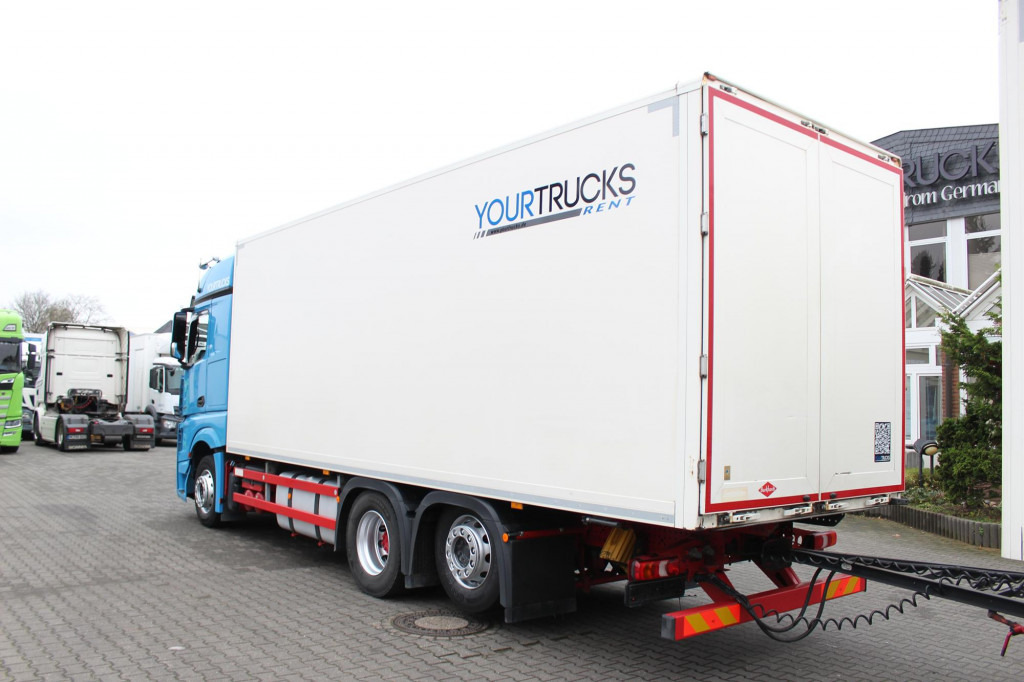 Véhicule utilitaire Mercedes-Benz Actros 2548 Koffer Retarder Schlafkab Kühlbox