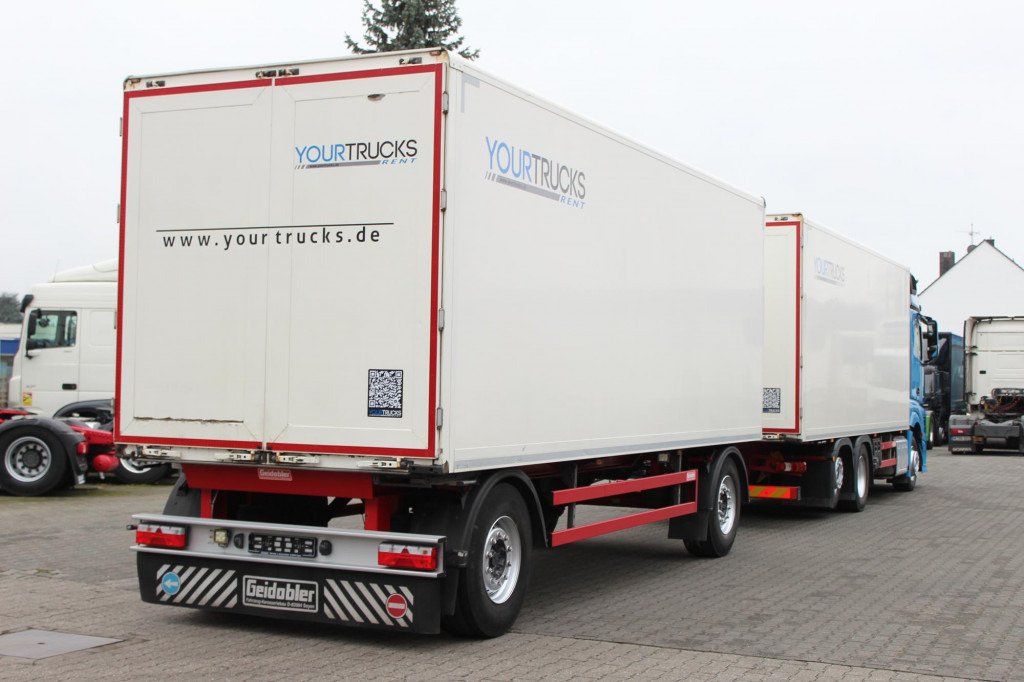 Véhicule utilitaire Mercedes-Benz Actros 2548 Koffer Retarder Schlafkab Kühlbox