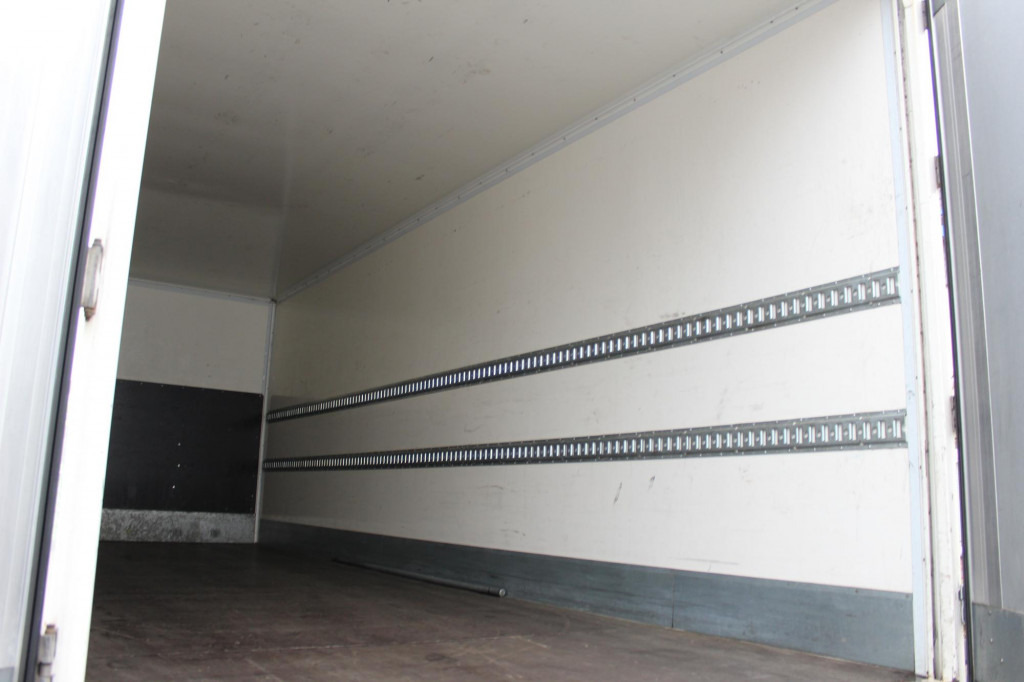 Véhicule utilitaire Mercedes-Benz Actros 2548 Koffer Retarder Schlafkab Kühlbox