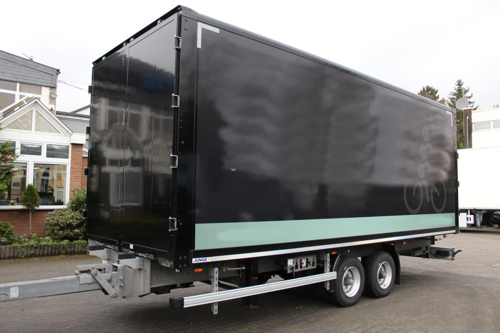 Véhicule utilitaire Mercedes-Benz Atego 1530 Koffer DS Schlafkab Durchladen 99Tkm!