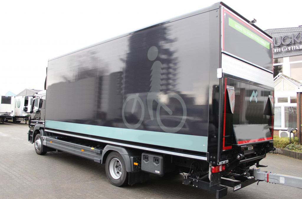 Véhicule utilitaire Mercedes-Benz Atego 1530 Koffer DS Schlafkab Durchladen 99Tkm!