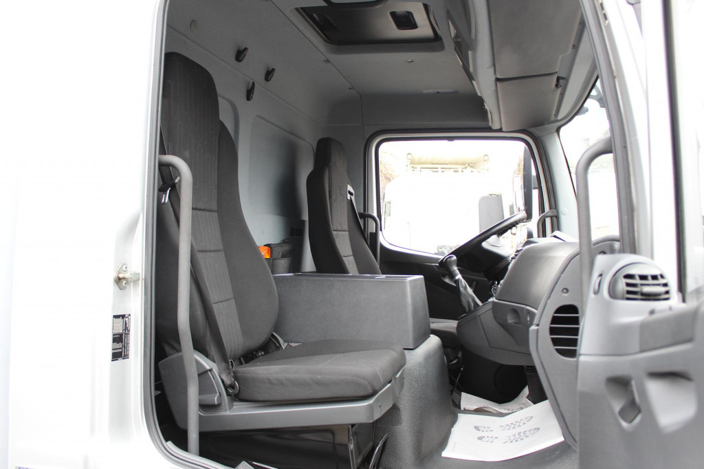 Véhicule utilitaire Mercedes-Benz Atego 818 Koffer Klima LDW Schalter LBW