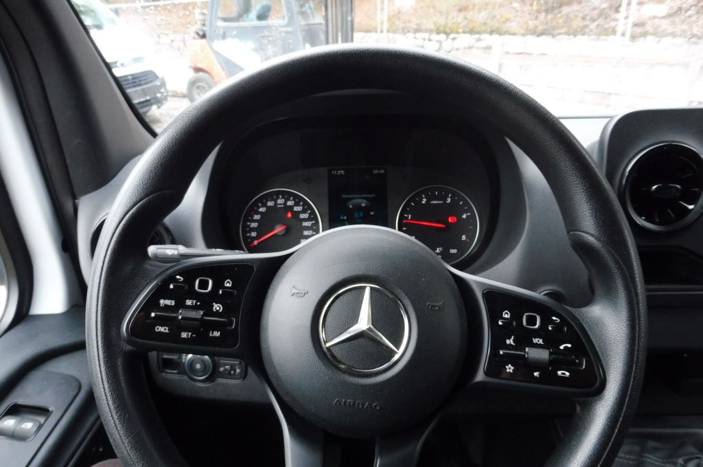 Fourgon utilitaire Mercedes-Benz Sprinter III Kasten FWD 314 CDI: photos 9
